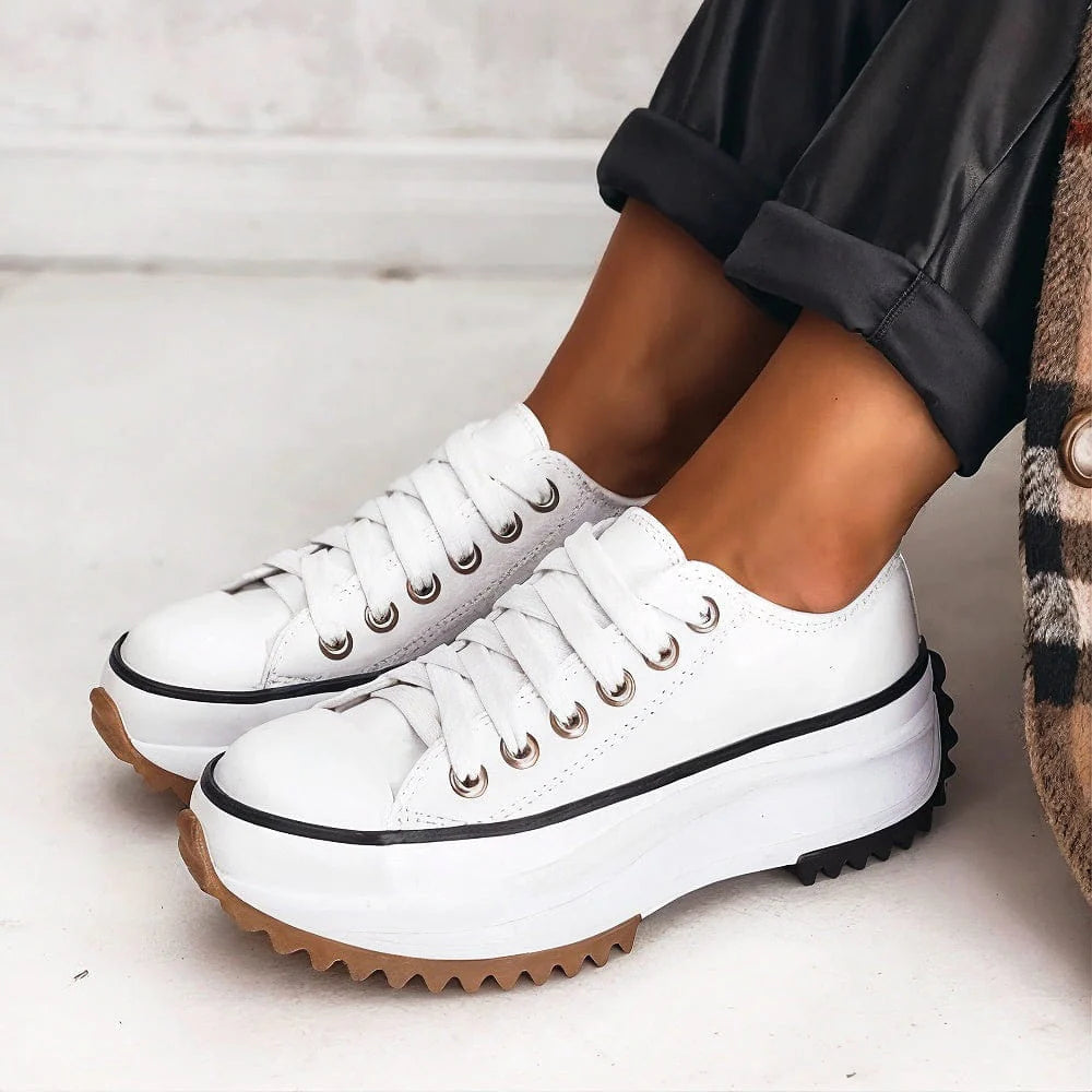 Lola™ | Orthopaedic Shoes