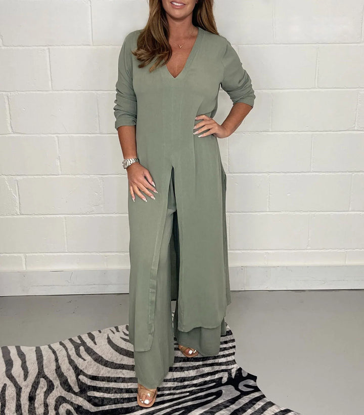 Liliane™ | Classic Two-Piece Set