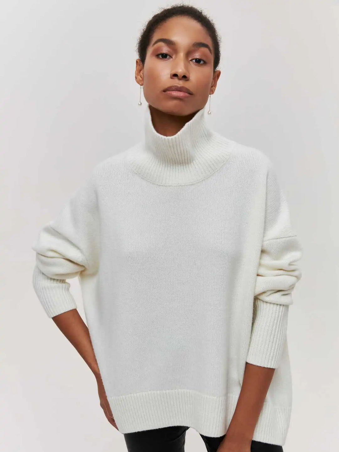 Lara™ | Sophisticated Oversized Turtleneck